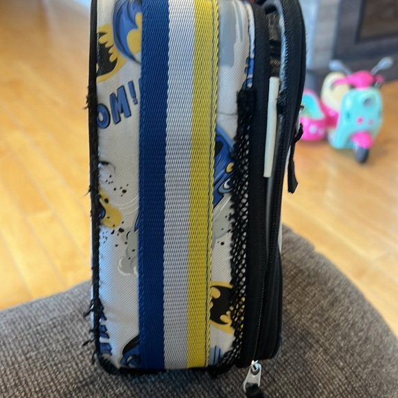 Pottery barn kids Batman glow in dark insulated lunch box - Picture 8 of 9